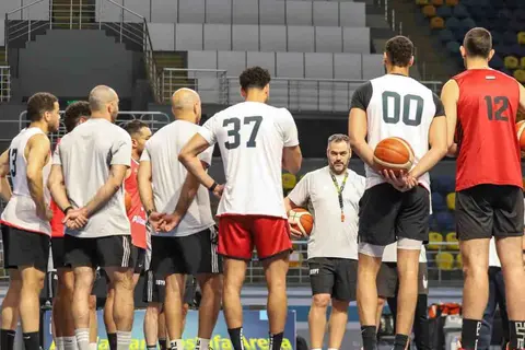 إصابة جديدة.. أحمد عادل يغيب عن معسكر منتخب السلة استعداداً لتصفيات كاس العالم
